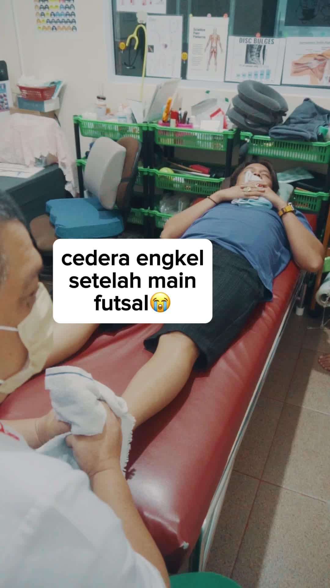 Penanganan cedera engkel kaki